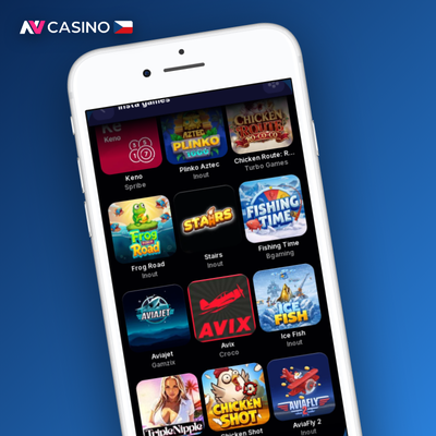Zlatý nápis Jackpot s hromadou mincí a světelnými efekty v NV Casino